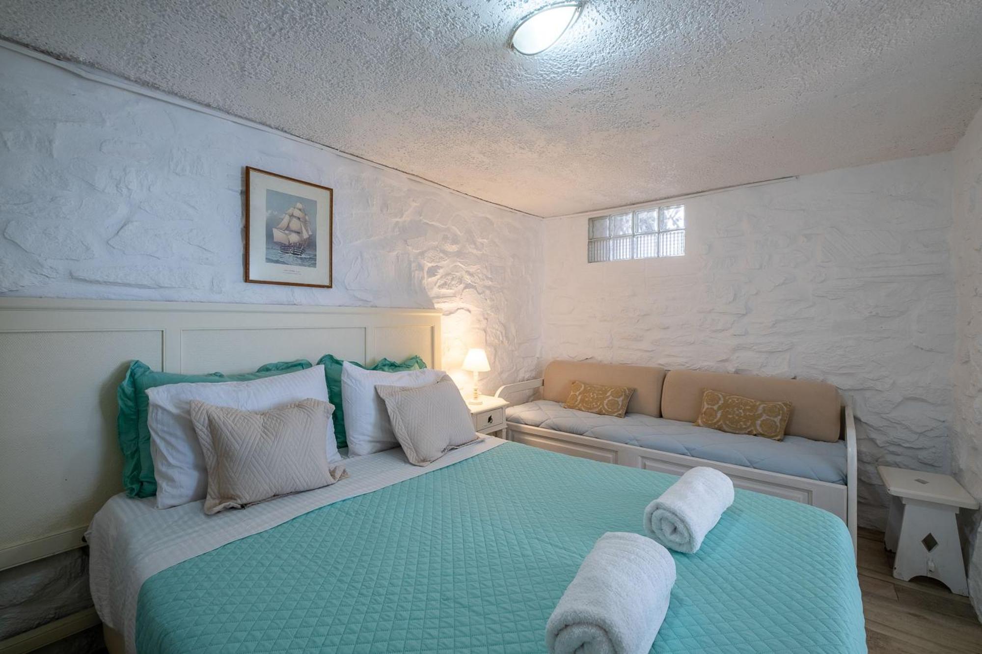 3 Paros All Season Villas Ngoại thất bức ảnh